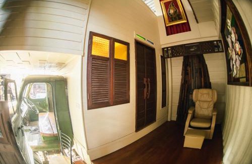 Si Racha Hostel | Suankaew​ art​ hostel​