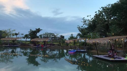 Phrom Buri Hotel | Parida Resort