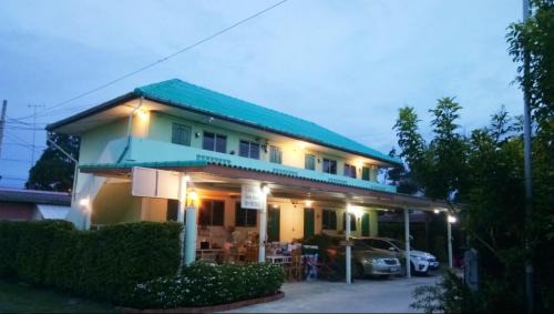 Wiset Chai Chan Resort | WISET SABAI RESORT