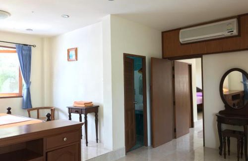 Maret Hotel | Sunrise Bungalow
