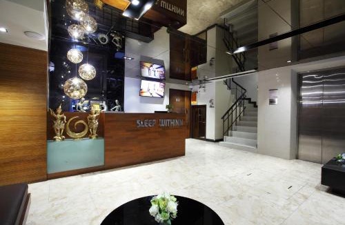 Talat Yot Hotel | Sleep Withinn
