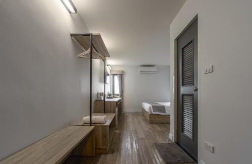 Bang Na Hotel | Carnation Residence
