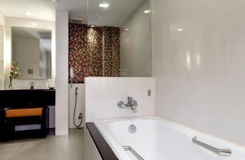 Bang Kho Laem Hotel | Ramada Plaza by Wyndham Bangkok Menam Riverside