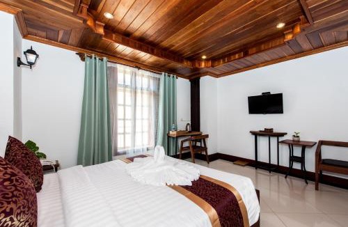 Sangkat Sla Kram Hotel | Green Bursa City Hotel