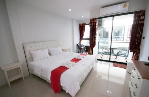 Ramkhamhaeng Hotel | The Pool Resort