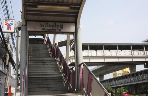Khlong San Hotel | Klean Residence Hotel