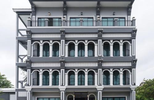 Old Phuket Town Hotel | The Besavana Phuket - SHA Extra Plus