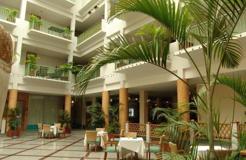 Nai Wiang Hotel | Dhevaraj Hotel