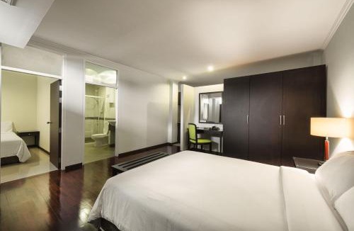 Phaya Thai Hotel | Capital Mansion - SHA Certified