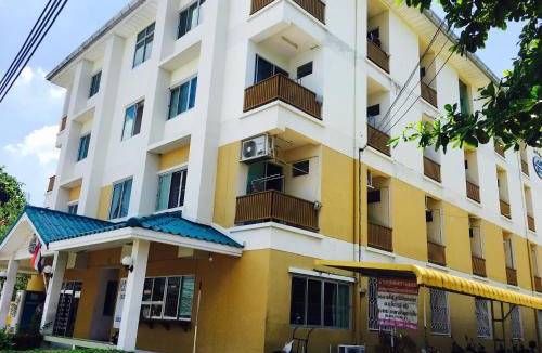 Saen Suk Apartment | MP House