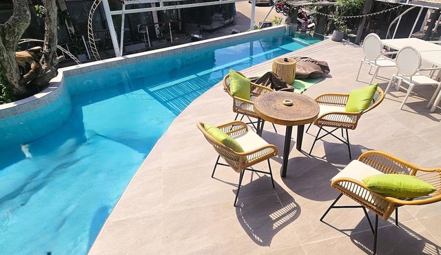 Hideout Hostel