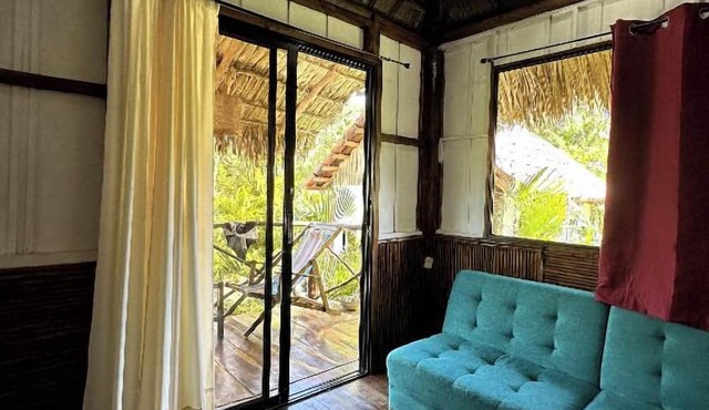 Popoyo Casa Manglar in Tola