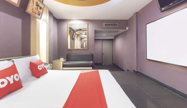 OYO 75382 Chonburi Hotel