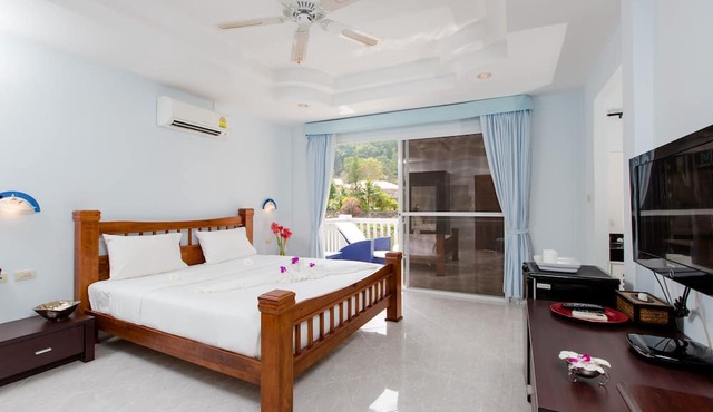Serenity Lakeside Resort in Kathu