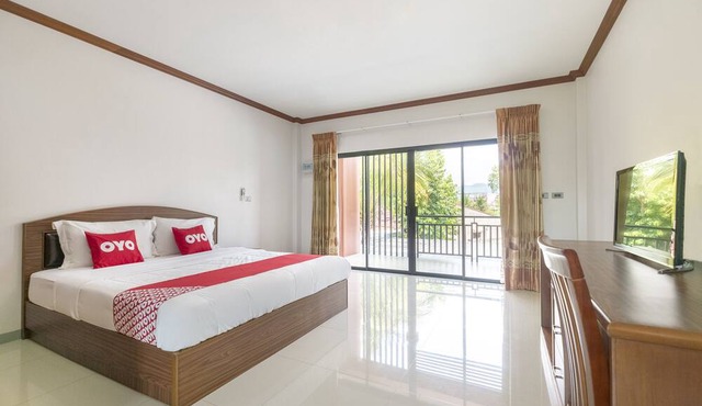 OYO 732 Juthamas Hotel