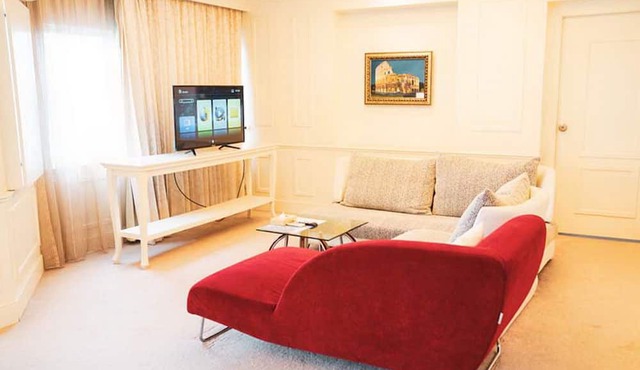 V Verve Service Apartment Hotel