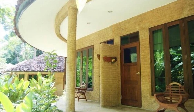 Tadplacamp Organic Farm Stay