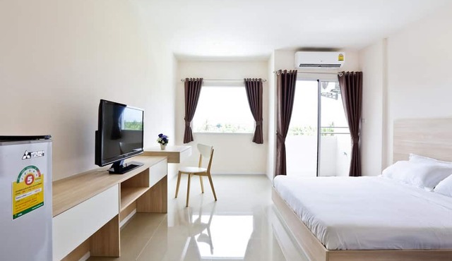 Rangh Place in Pluak Daeng