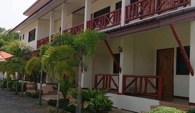 Chiang Kham Tilue Resort