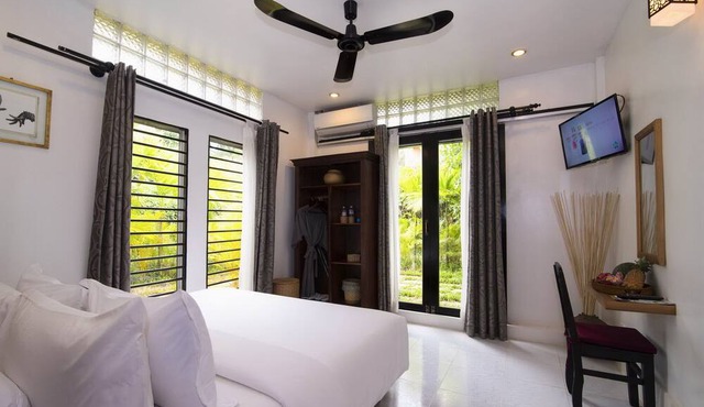 Enkosa Modern Villa in Siem Reap