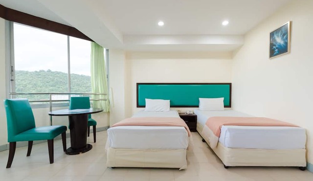 Nice Beach Hotel