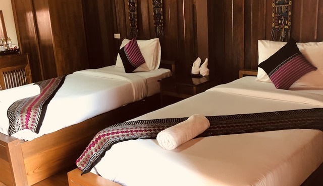 Mitkhoonyoum Hotel