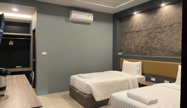 Namkhem Inn 2