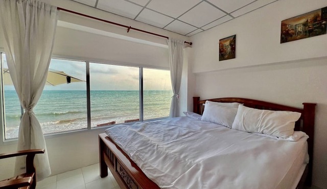 GAO Check In Phala Beachfront