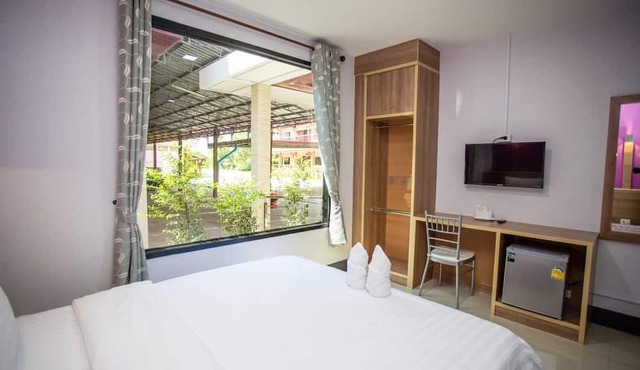 Nakarin Hotel