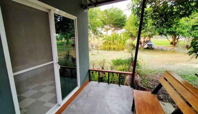 Metha Country View Homestay Singburi
