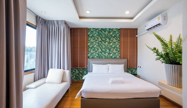 Natcha Pool Villa by Warin