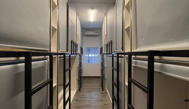 comfy crib hostel in Bangkok