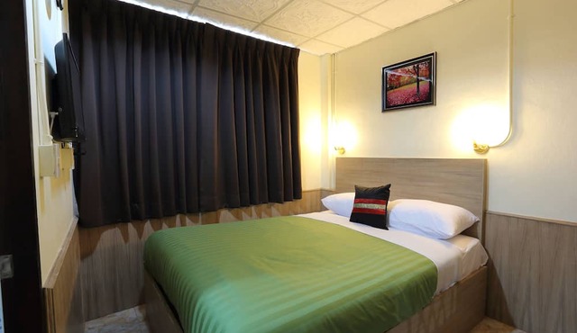 Sukhumvit 20 Guest House in Bangkok