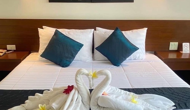 The Ligor City Hotel