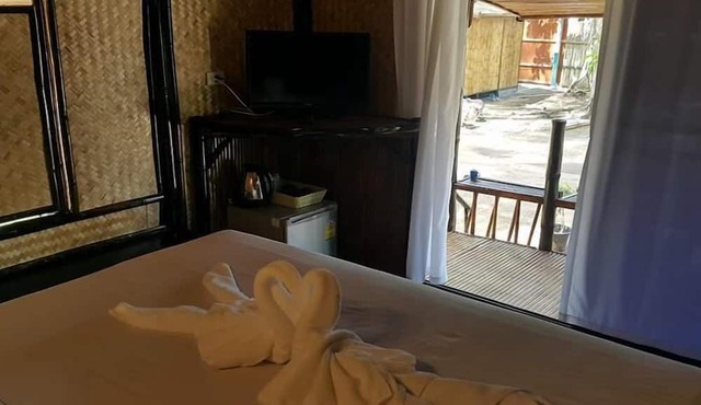 Eco Lanta Hideaway Beach Resort