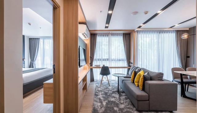 Destiny63 Ekamai Apartment