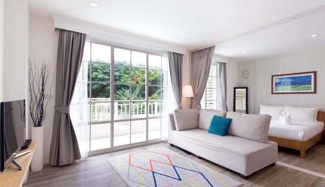 Summer Hua Hin Condominium