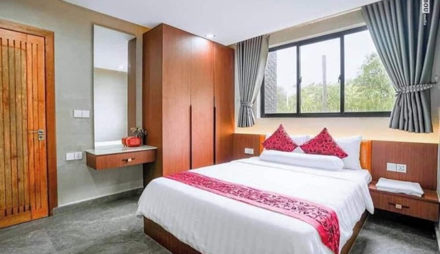 Beautiful 3-bedroom house with AC in charming Kampot in Kampot