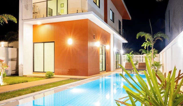 Stunning swimming pool villa minutes from the beach in idyllic Ao Nang Krabi in Tambon Ao Nang