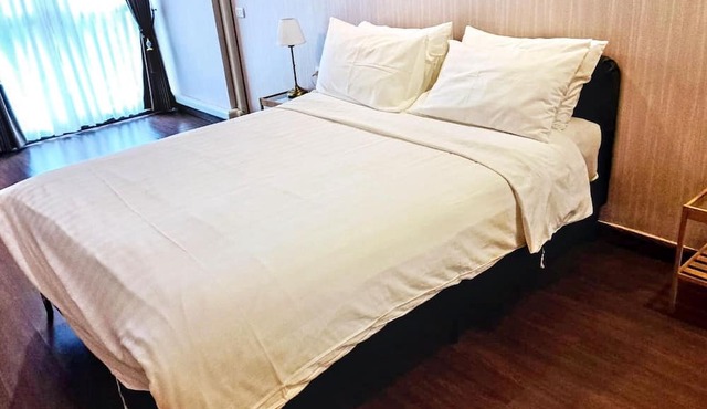 3B - Luxury City Retreat 2-Bedroom Condo in Downtown Sukhumvit, Bangkok
