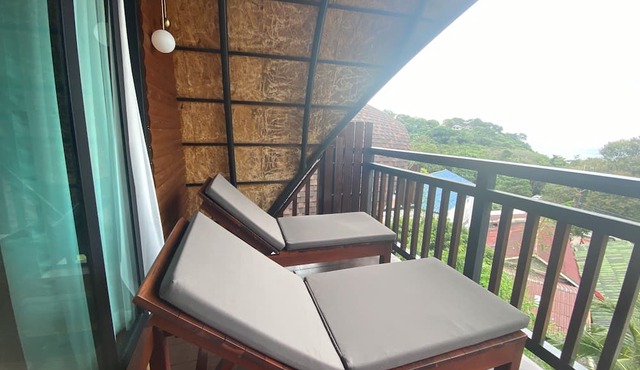 Phumala Lanta Seaview Resort