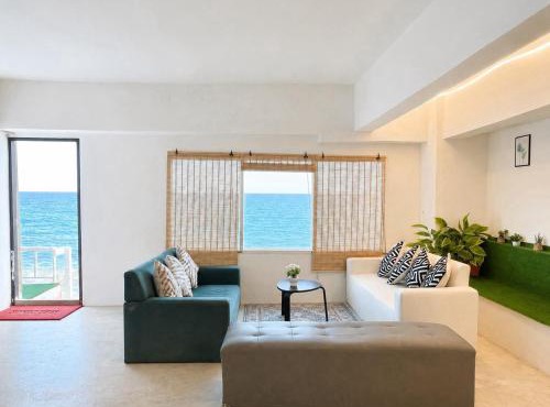 Gao Check in Phala Beach Front in Rayong
