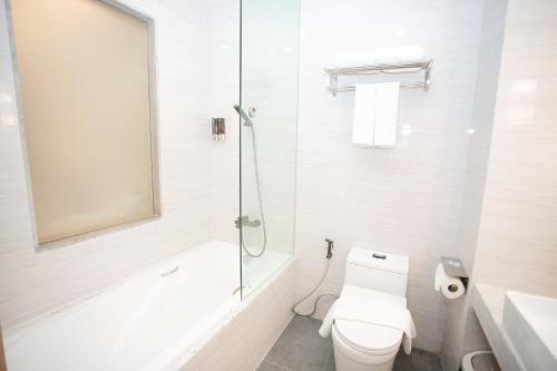 Sarita Hotel Bangkok , Lat Phrao 83 BTS Station & Big C Ladprao