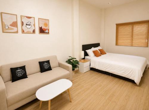 Hootel Cozy&Stay โพนทอง in Phon Thong