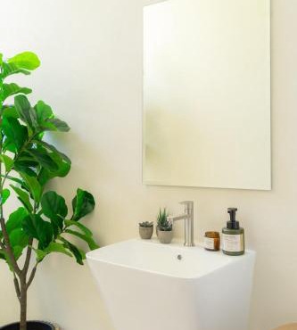 VORA RETREAT- 8 bedrooms I Old City I Daily Maid
