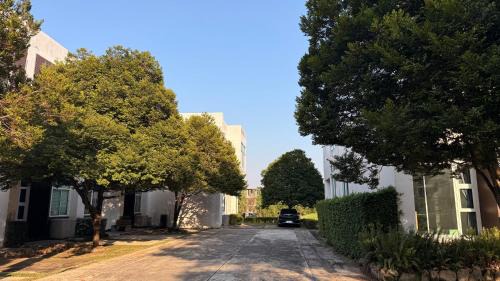 Royal Hills Retreat - The Midst 2