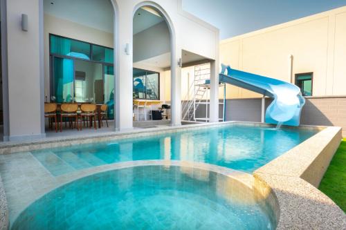 April Pool Day Villa Cha-am in Cha Am