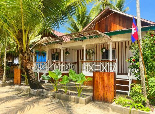 Coraluna Bungalows in Koh Rong Island