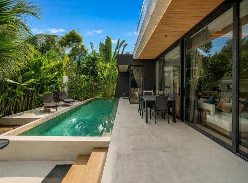 Tranquil pool villa near Nai Thon beach