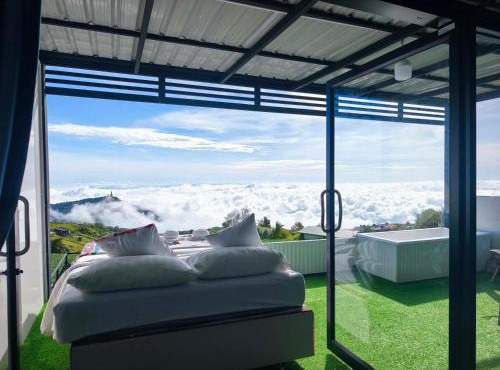 Holiday view ภูทับเบิก